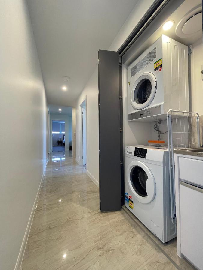 Serenity Surfers Paradise Гоулд Коуст Екстериор снимка