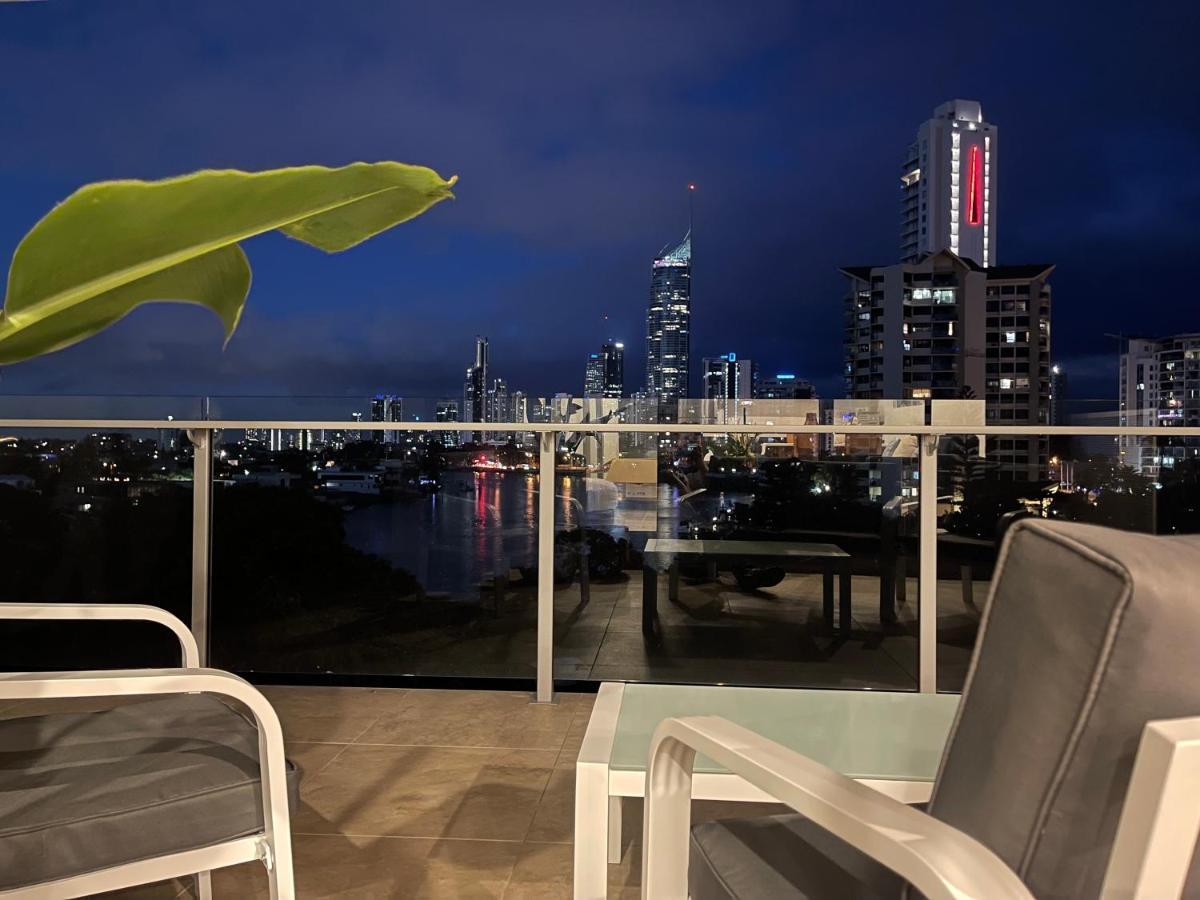 Serenity Surfers Paradise Гоулд Коуст Екстериор снимка
