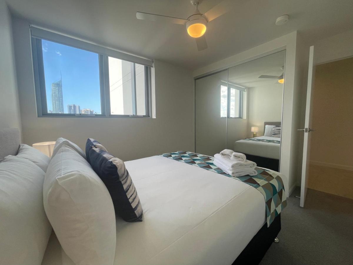 Serenity Surfers Paradise Гоулд Коуст Екстериор снимка